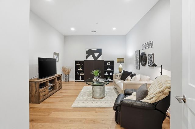 1150 Shavano Drive, 35, Covington, KY 41011