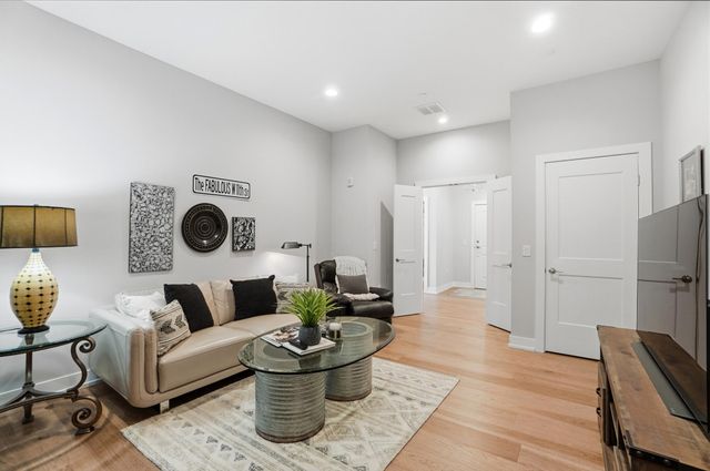 1150 Shavano Drive, 35, Covington, KY 41011