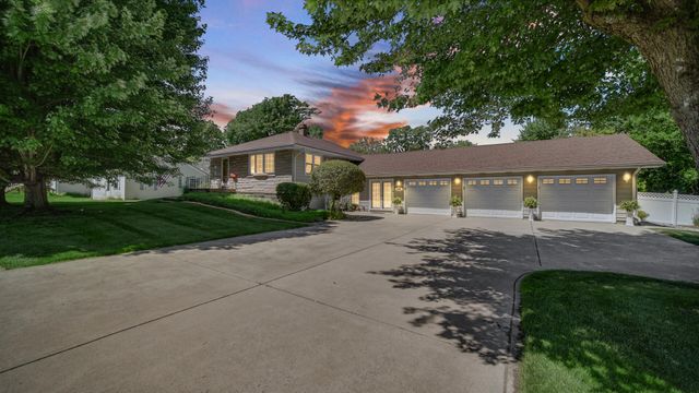 2266 Parke Street, Lake Station, IN 46405