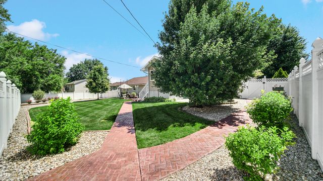 2266 Parke Street, Lake Station, IN 46405