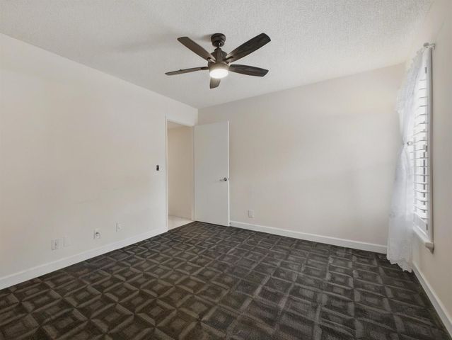 7280 Amberly Lane 201, Delray Beach, FL 33446