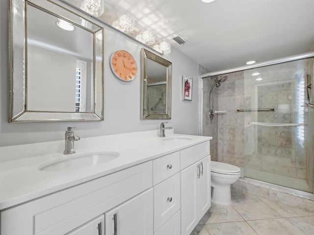 7280 Amberly Lane 201, Delray Beach, FL 33446