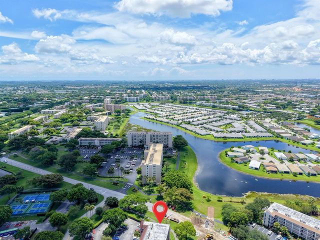 7280 Amberly Lane 201, Delray Beach, FL 33446