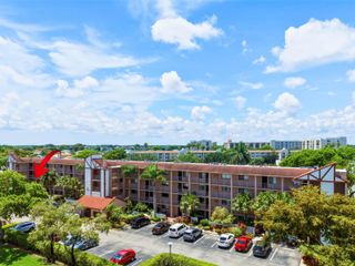 7280 Amberly Lane 201, Delray Beach, FL 33446