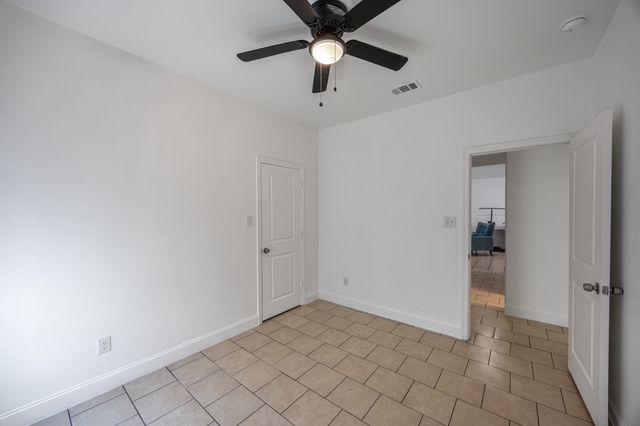 1236 E Fogg Street, Fort Worth, TX 76115