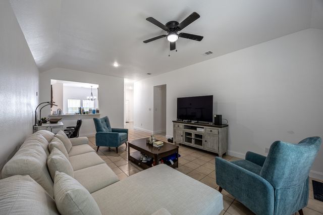 1236 E Fogg Street, Fort Worth, TX 76115