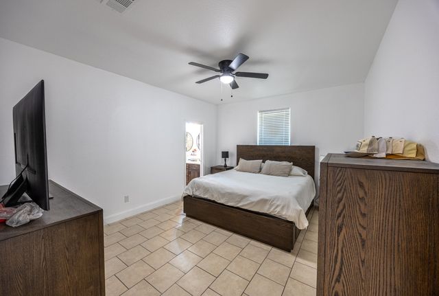 1236 E Fogg Street, Fort Worth, TX 76115
