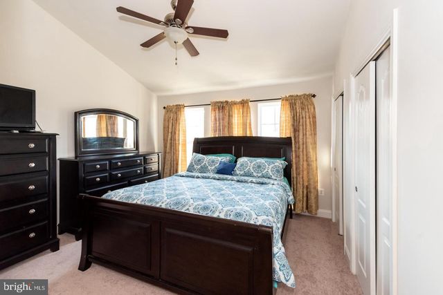 4232 POTOMAC HIGHLANDS CIR, Triangle, VA 22172