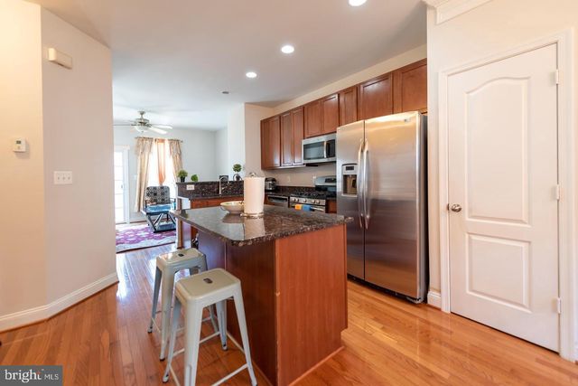 4232 POTOMAC HIGHLANDS CIR, Triangle, VA 22172