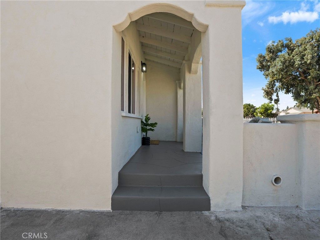 742 W 104th Place, Los Angeles, CA 90044 — photo 3