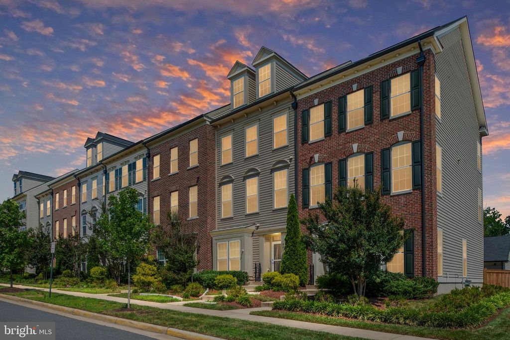 865 BASSWOOD DR, Stafford, VA 22554