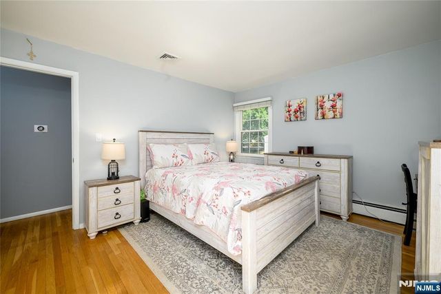 624 West Drive, Paramus, NJ 07652