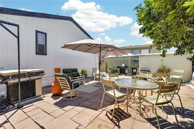 9080 Bloomfield 20, Cypress, CA 90630