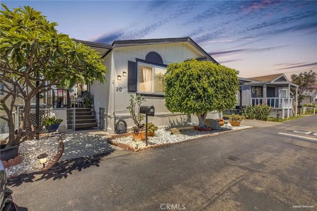 9080 Bloomfield 20, Cypress, CA 90630