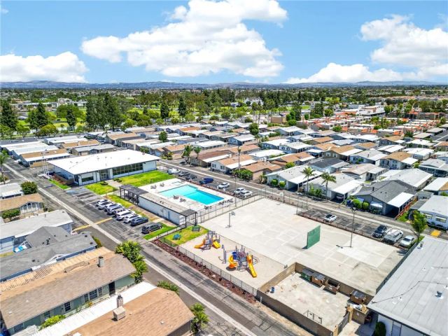 9080 Bloomfield 20, Cypress, CA 90630