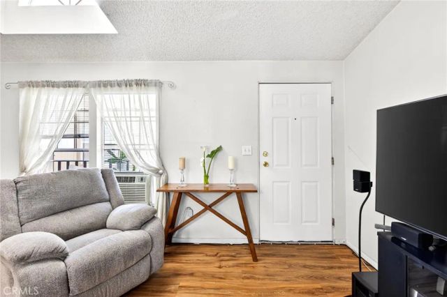9080 Bloomfield 20, Cypress, CA 90630