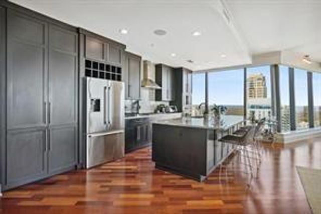 3344 Peachtree Road NE 3204, Atlanta, GA 30326