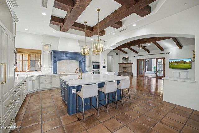 9820 E THOMPSON PEAK Parkway 628, Scottsdale, AZ 85255