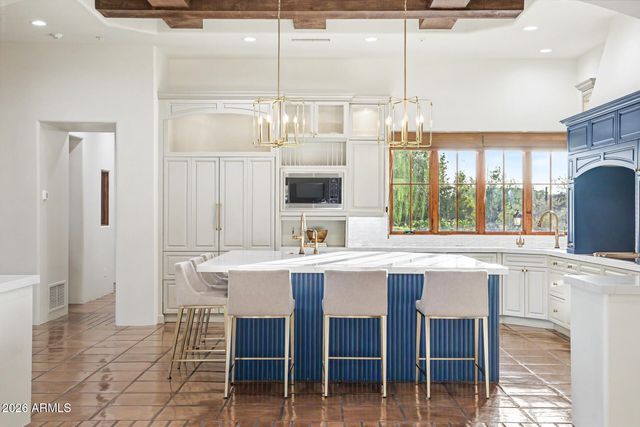 9820 E THOMPSON PEAK Parkway 628, Scottsdale, AZ 85255