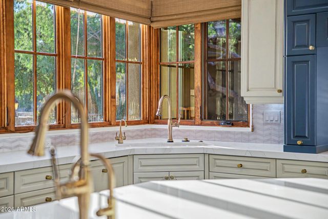 9820 E THOMPSON PEAK Parkway 628, Scottsdale, AZ 85255
