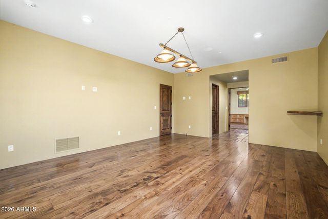9820 E THOMPSON PEAK Parkway 628, Scottsdale, AZ 85255