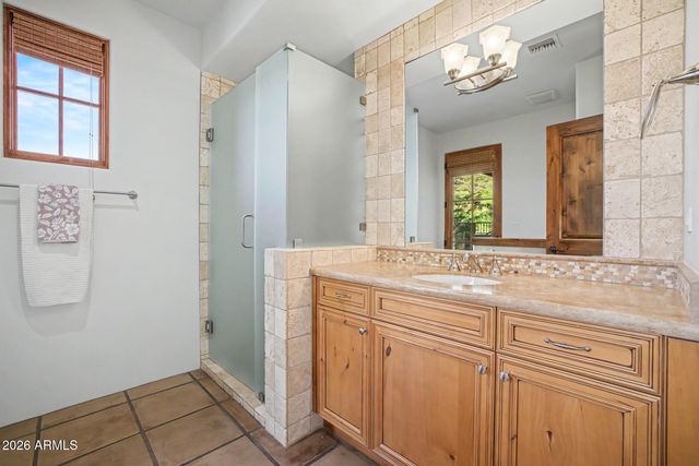 9820 E THOMPSON PEAK Parkway 628, Scottsdale, AZ 85255