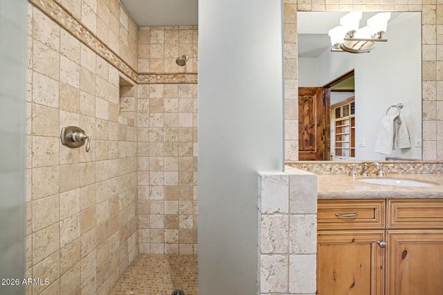 9820 E THOMPSON PEAK Parkway 628, Scottsdale, AZ 85255