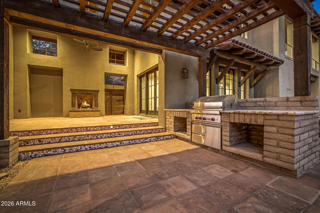 9820 E THOMPSON PEAK Parkway 628, Scottsdale, AZ 85255