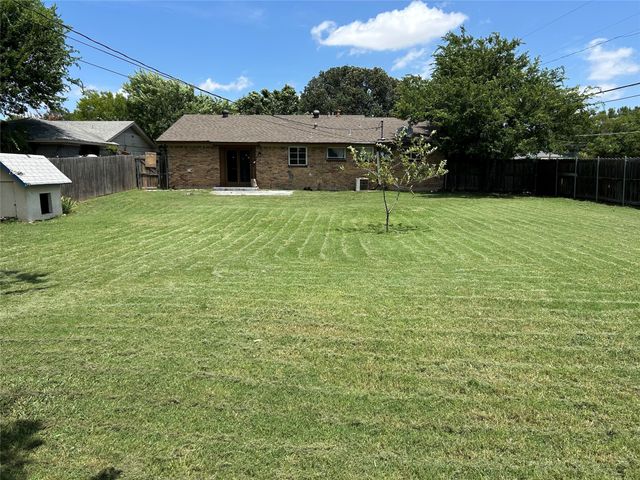 11380 Lanewood Circle, Dallas, TX 75218
