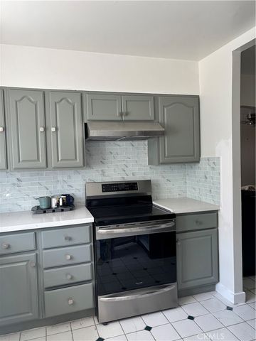 3817 Arlington Avenue, Los Angeles, CA 90008
