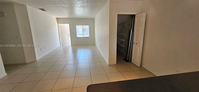 5675 NW 109th Ave 34, Doral, FL 33178