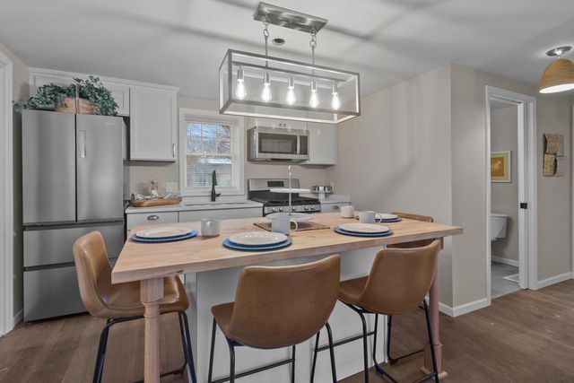 N6583 Daffodil ROAD, Elkhorn, WI 53121