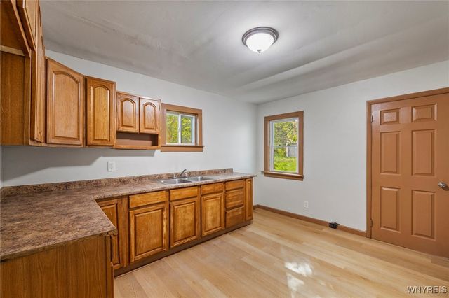 609 Elmwood Avenue, Niagara Falls, NY 14301