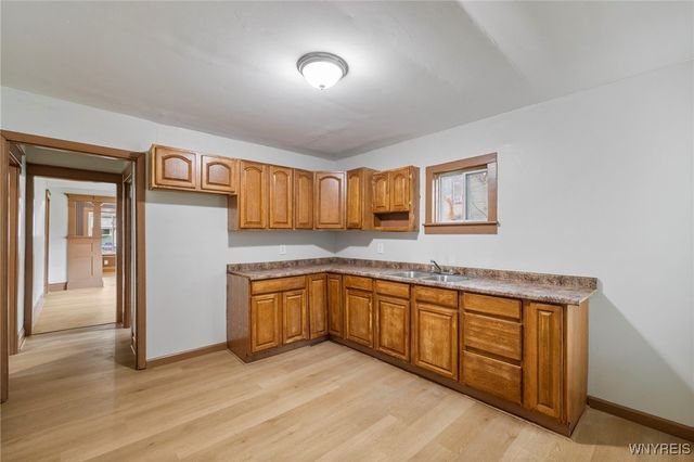 609 Elmwood Avenue, Niagara Falls, NY 14301