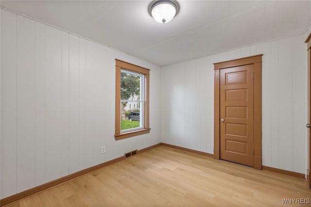 609 Elmwood Avenue, Niagara Falls, NY 14301