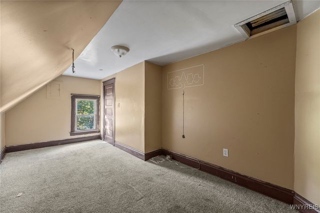 609 Elmwood Avenue, Niagara Falls, NY 14301