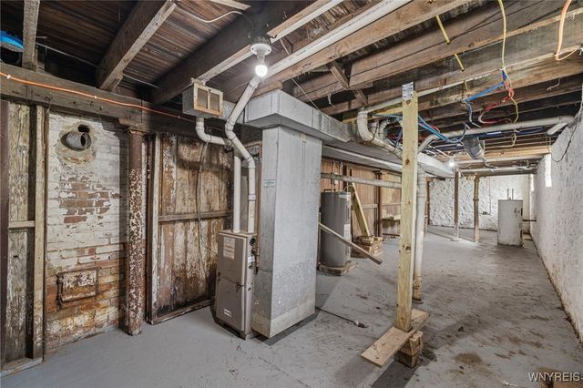 609 Elmwood Avenue, Niagara Falls, NY 14301