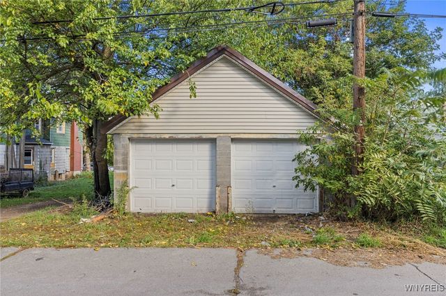 609 Elmwood Avenue, Niagara Falls, NY 14301