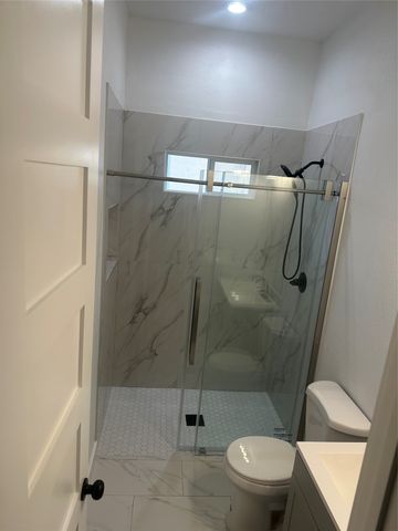2715 Grafton Avenue, Dallas, TX 75211