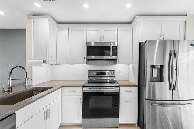 8018 Big Pine Way, Riviera Beach, FL 33407