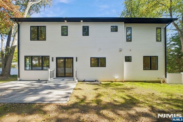 414 Jefferson Street, Ridgewood, NJ 07450