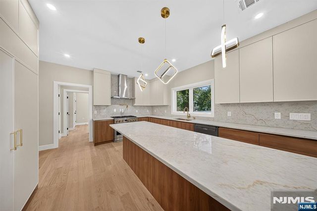414 Jefferson Street, Ridgewood, NJ 07450