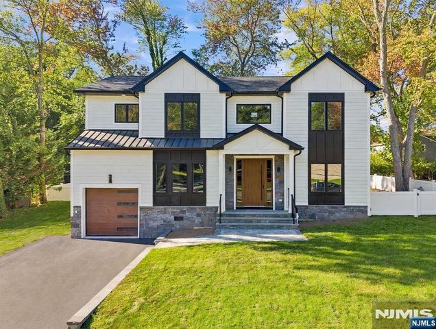 414 Jefferson Street, Ridgewood, NJ 07450