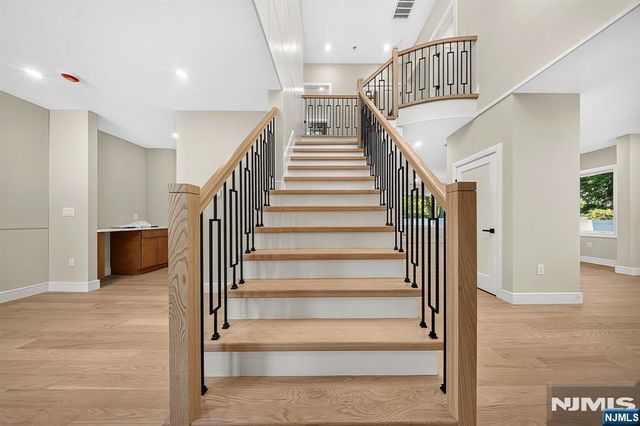 414 Jefferson Street, Ridgewood, NJ 07450
