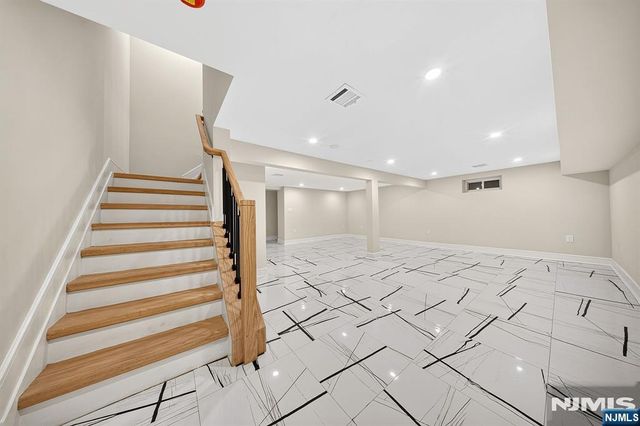 414 Jefferson Street, Ridgewood, NJ 07450