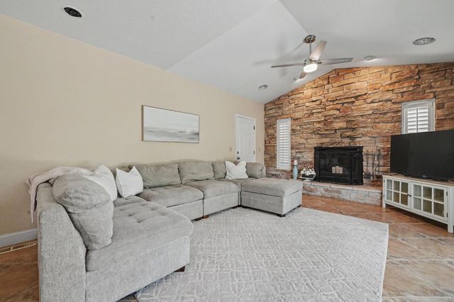 643 Silver Rd, Valley Springs, CA 95252