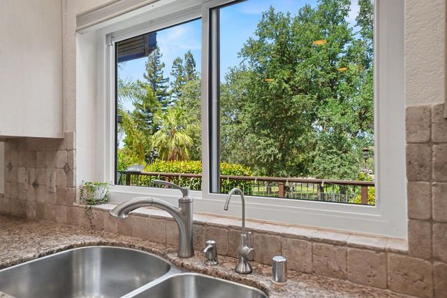643 Silver Rd, Valley Springs, CA 95252