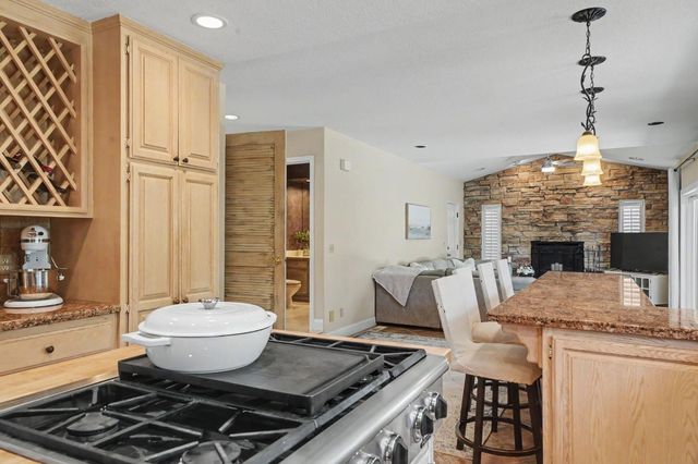 643 Silver Rd, Valley Springs, CA 95252