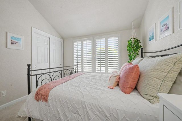 643 Silver Rd, Valley Springs, CA 95252