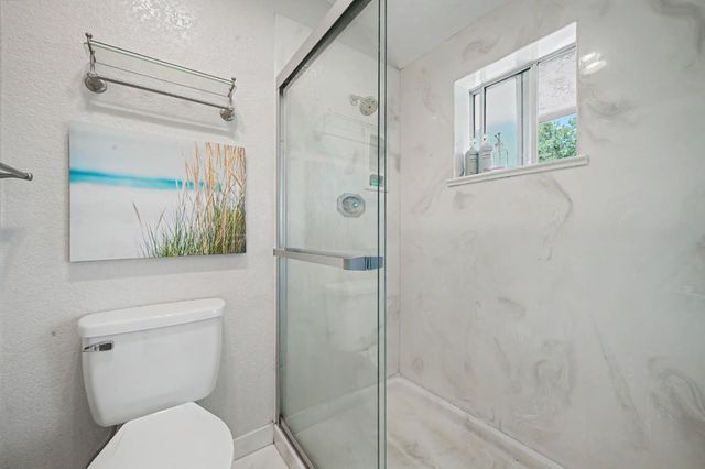 643 Silver Rd, Valley Springs, CA 95252